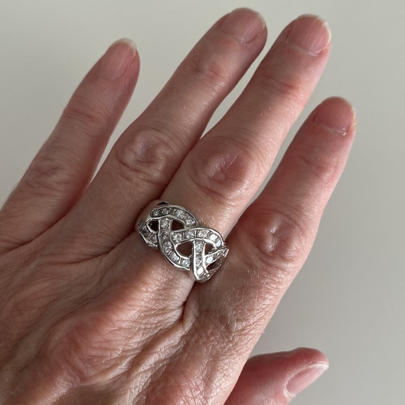 Premier Designs Broadway Ring Size 7 NWT - Picture 3 of 9